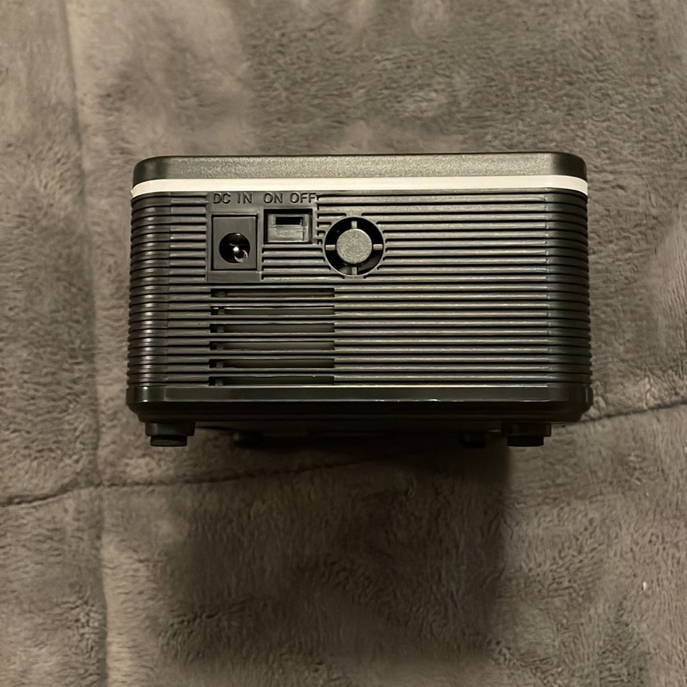 LED mini projector - Picture 12 of 13